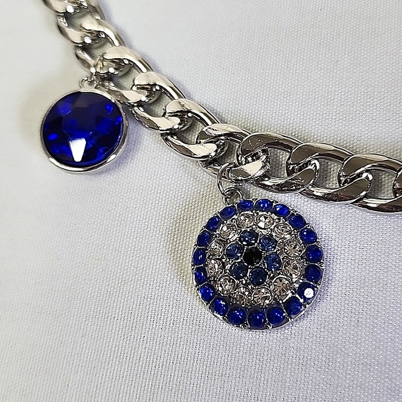 Chunky Silver Link Chain  CharmNecklace with Hamsa Hand and Blue Crystal  New - Picture 5 of 8